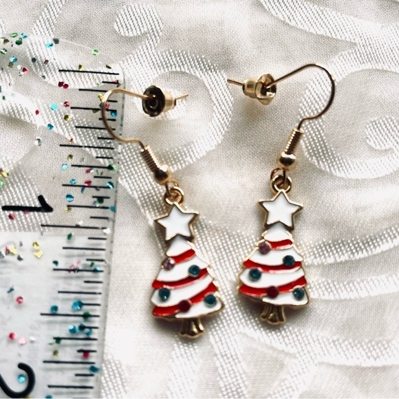 NWT Lot of 2 Festive Christmas Tree Drop Earrings, Holiday Season - Picture 10 of 14